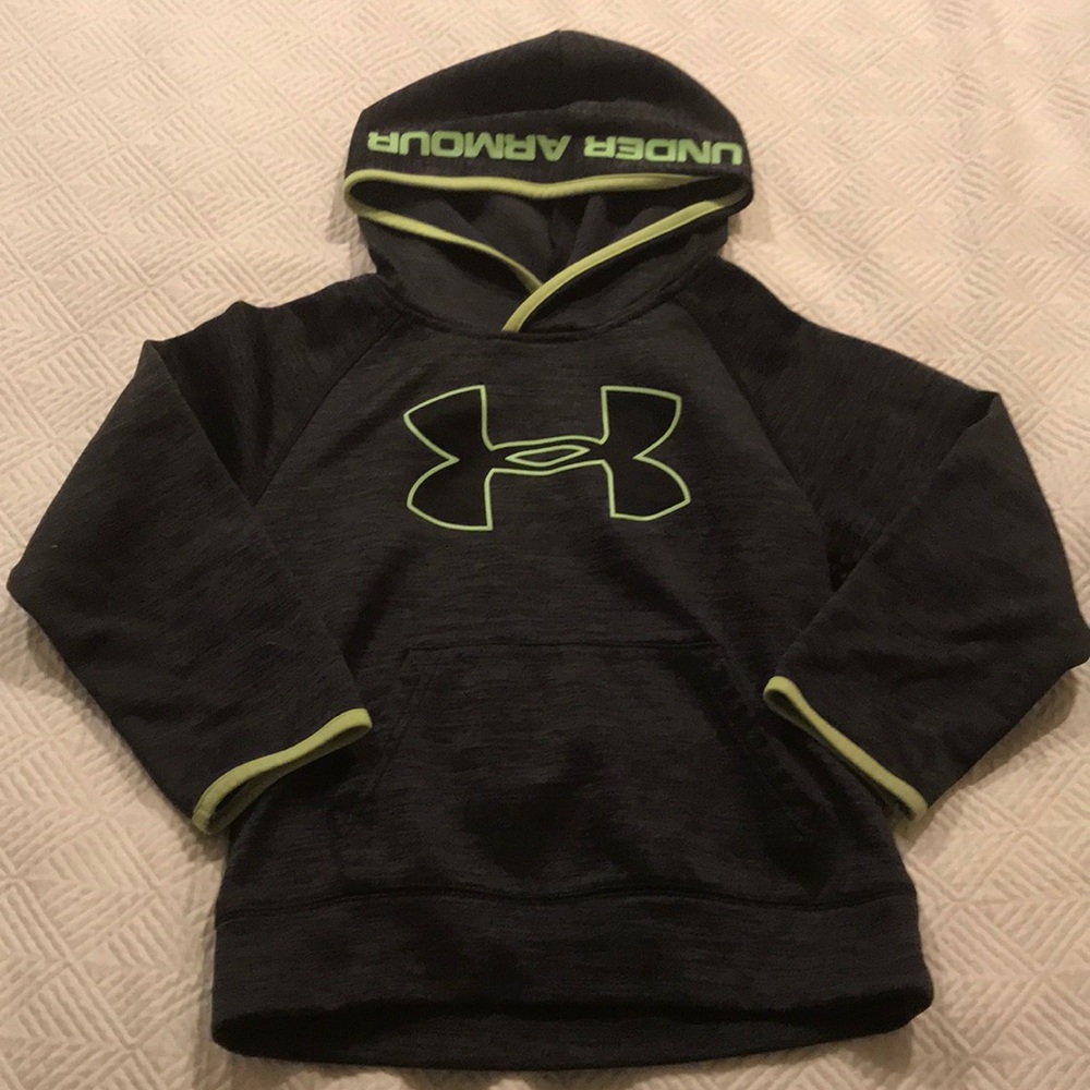 Under Armour sweatshirt